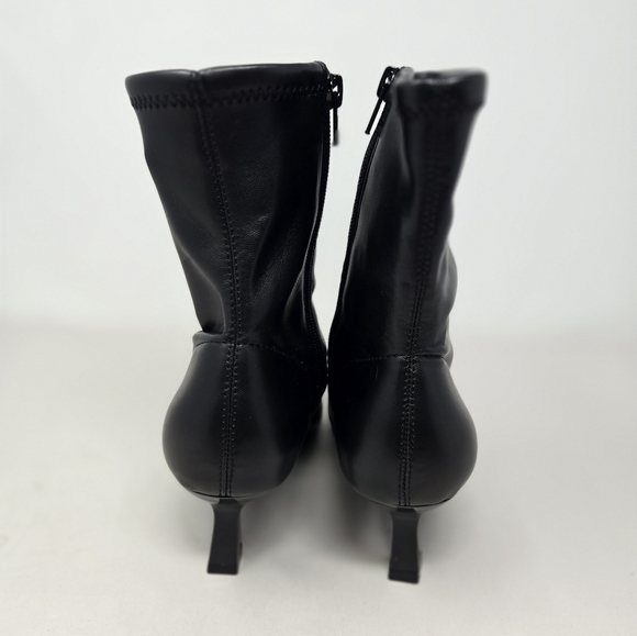 Abound Erinn Women's Sz 6M Black Faux Leather Sleek & Sexy Bootie Pointed Toe - Picture 4 of 10